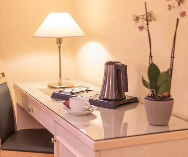 Lvg Collection - Belvedere San Gottardo ホテル ヴェルバーニア