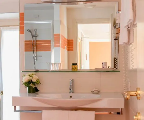 Lvg Collection - Belvedere San Gottardo 4*